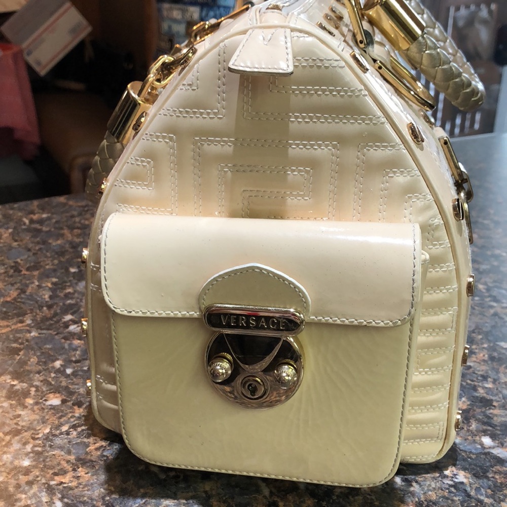 Gianni Versace Hand Bag FURM PRICE - Picture 3 of 16